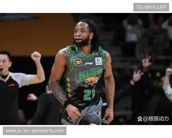 广厦连胜被打破，福建队凭借强硬防守逆袭