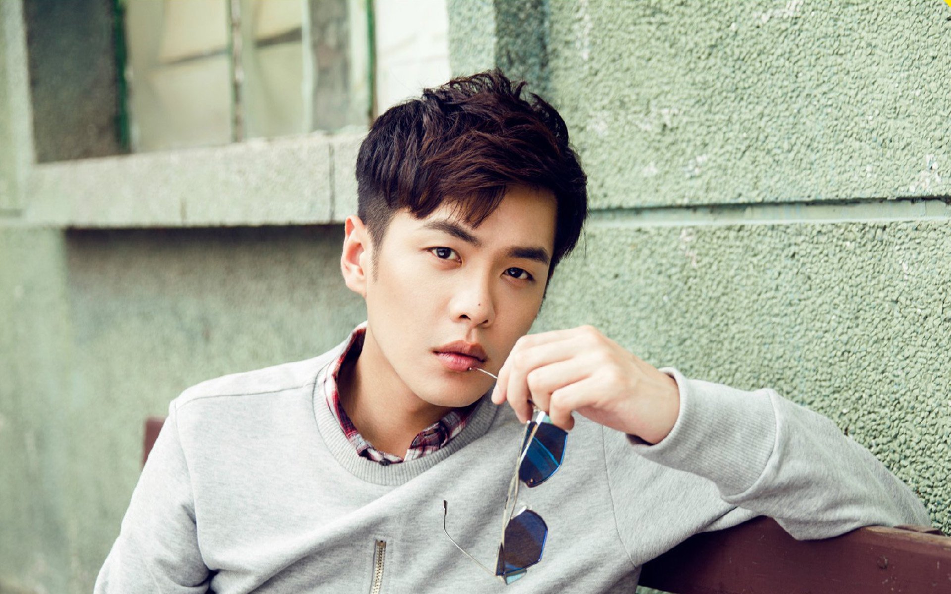 爱游戏app下载-麦金托什女子800米自由泳表现无懈可击，加拿大游泳运动员麦金托什